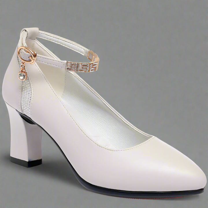 Zymara | Pumps in Premium Patent Leather for Your Office Style