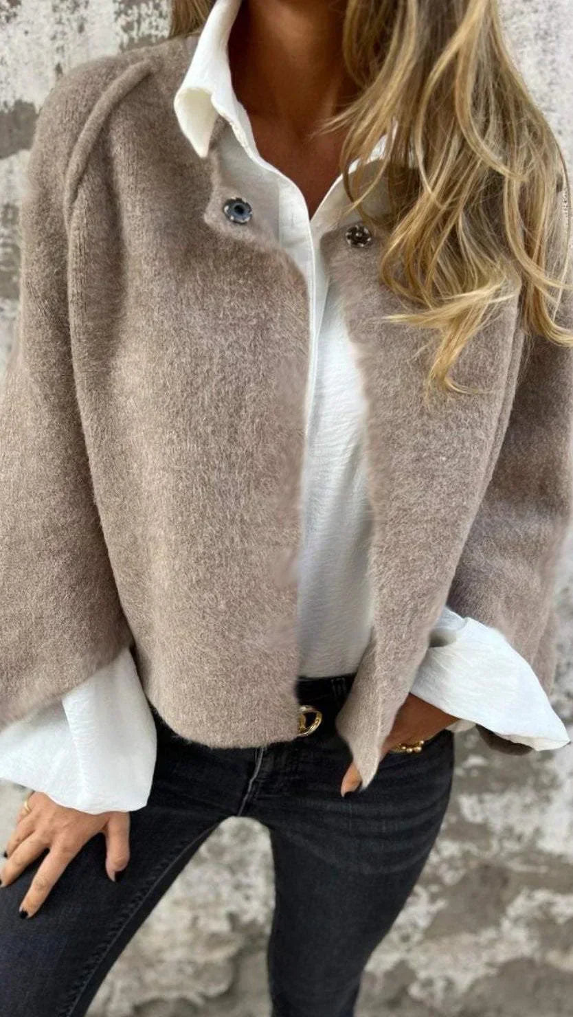Celeste™ - Wool Coat with Round Collar and Long Sleeves