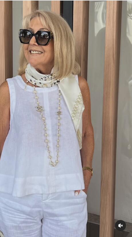 Trinidad™ | White Set Blouse and Wide-Leg Pants
