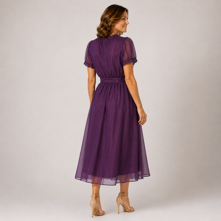 Flavia | Maxi dress with teardrop neckline and chiffon lace trim