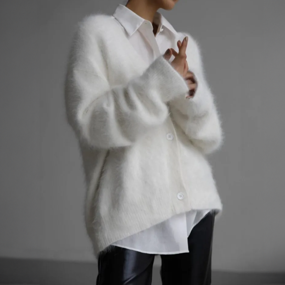 Dahlia - Elegant Oversized Cardigan