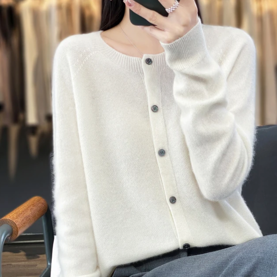 Mirella | Comfortable Cardigan with Buttons