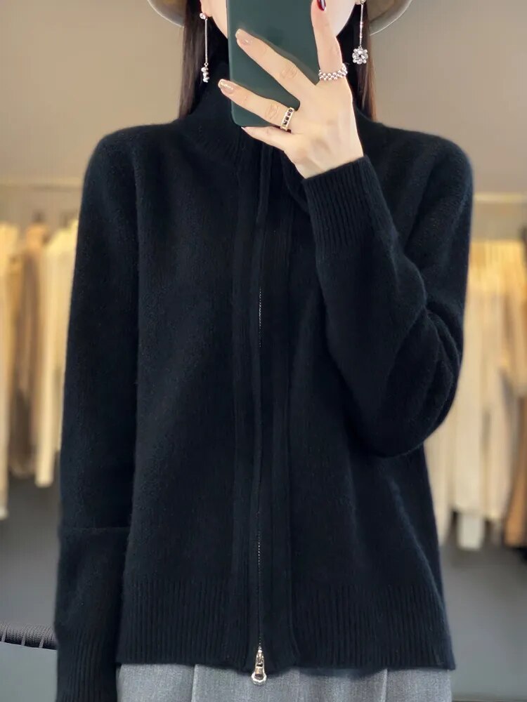 Piera | Cosy Zip-Up Cardigan