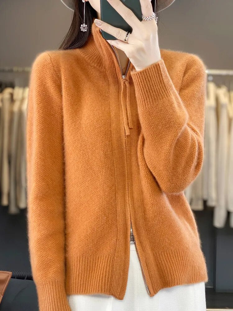 Piera | Cosy Zip-Up Cardigan
