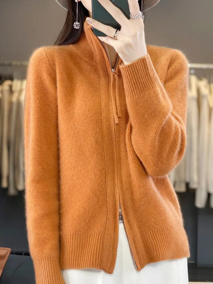 Piera | Cosy Zip-Up Cardigan