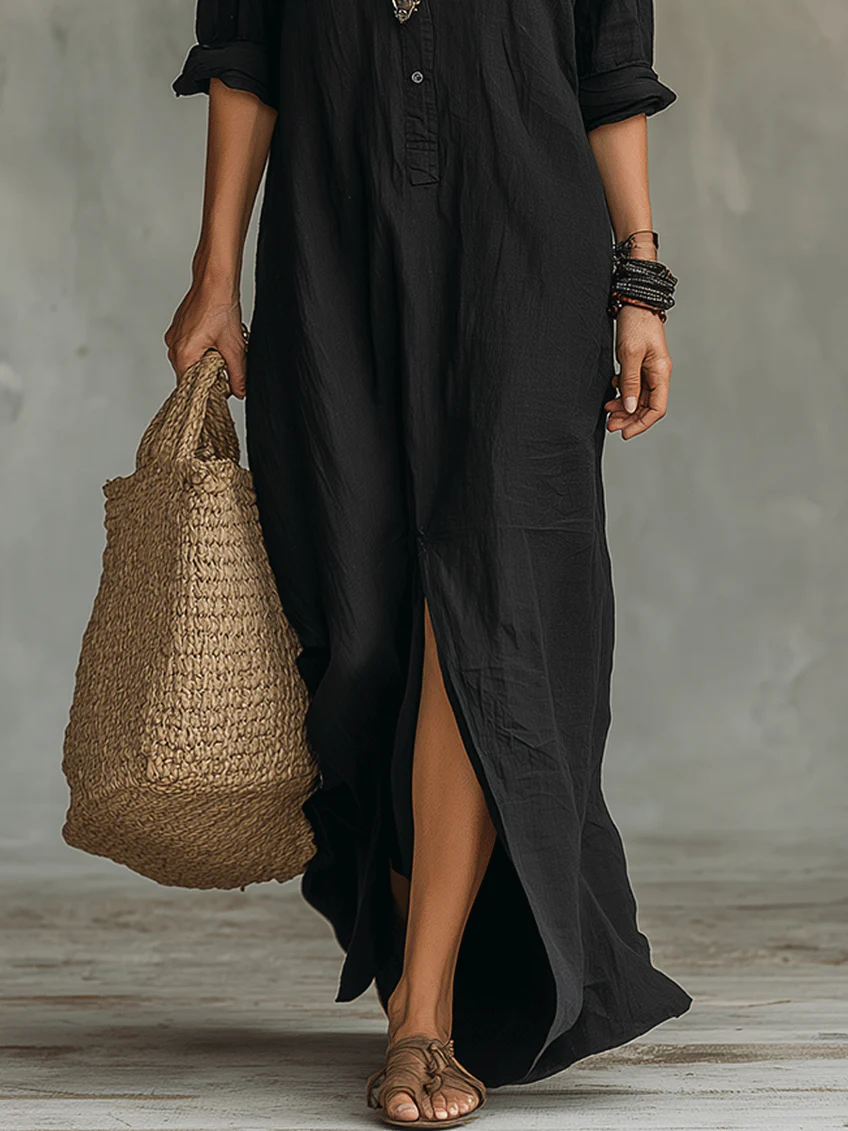 Andrea | Long black dress with buttons