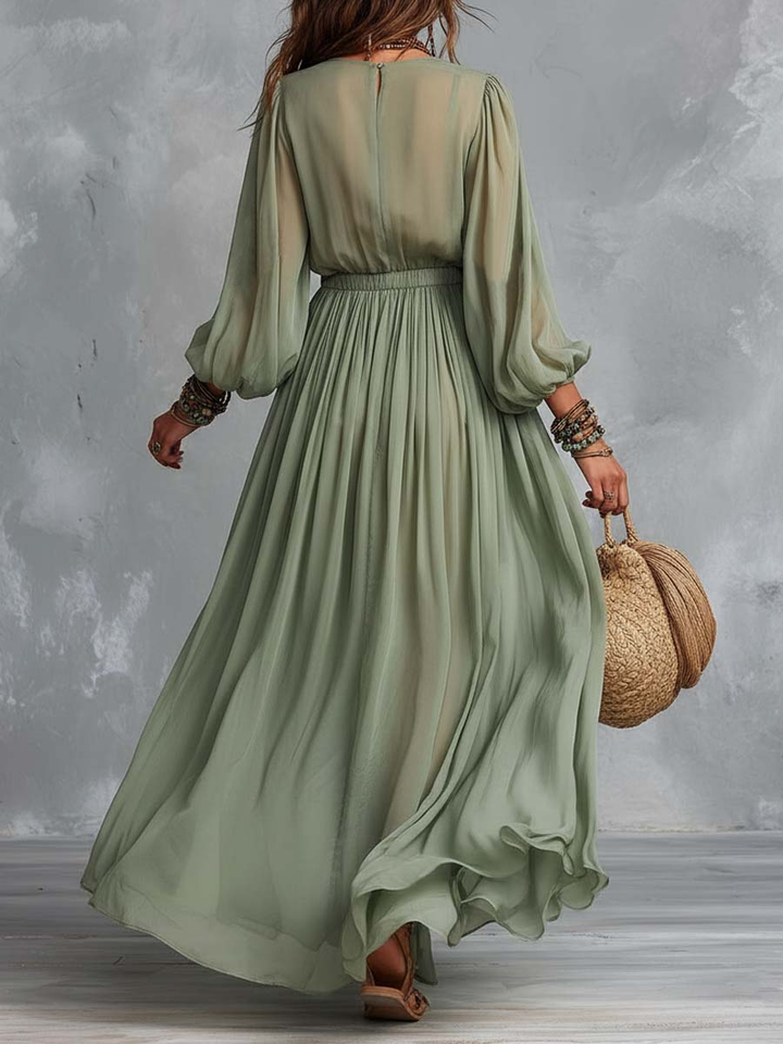 Julia | Long bohemian-style dress with floral print