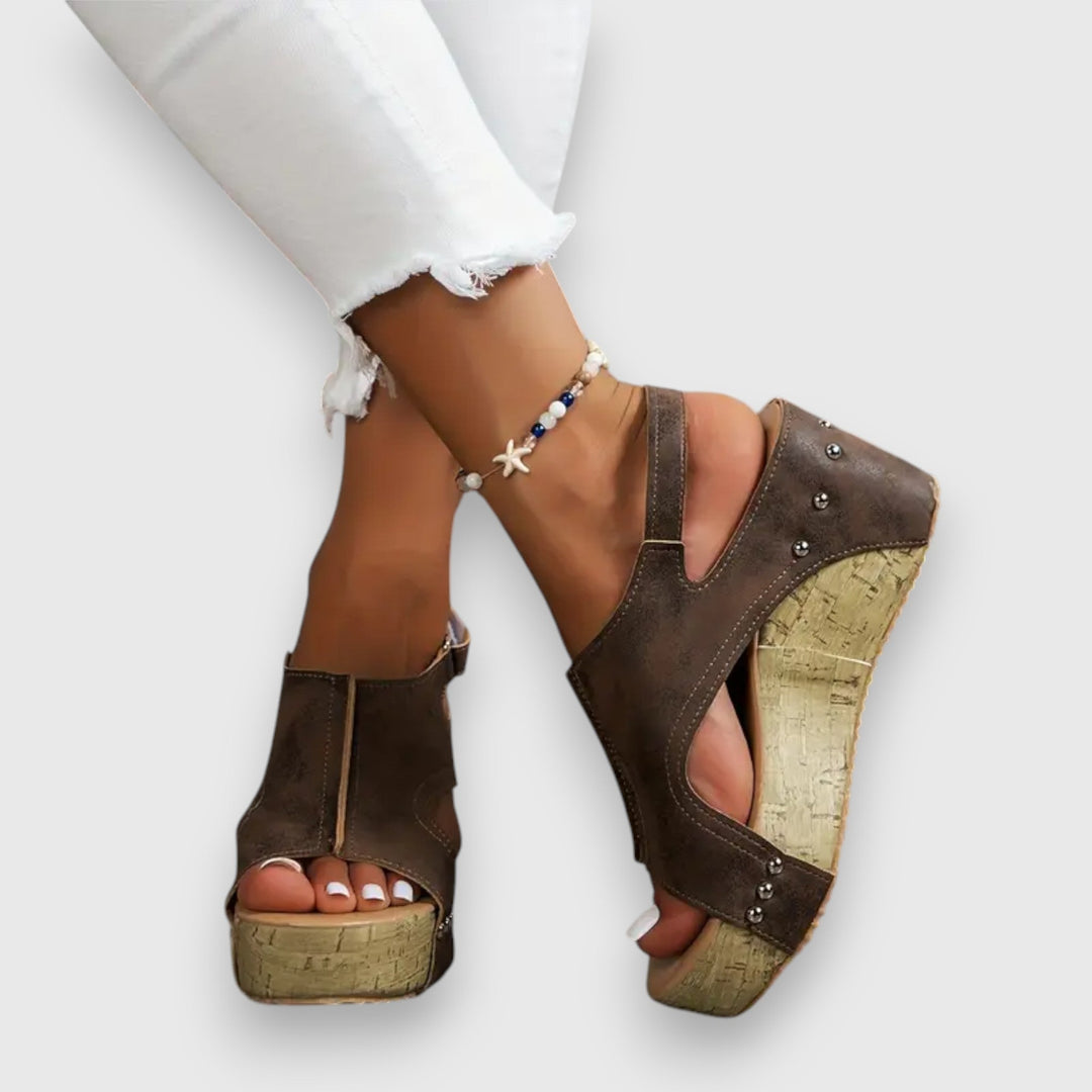 Mia – Vintage Platform Sandals