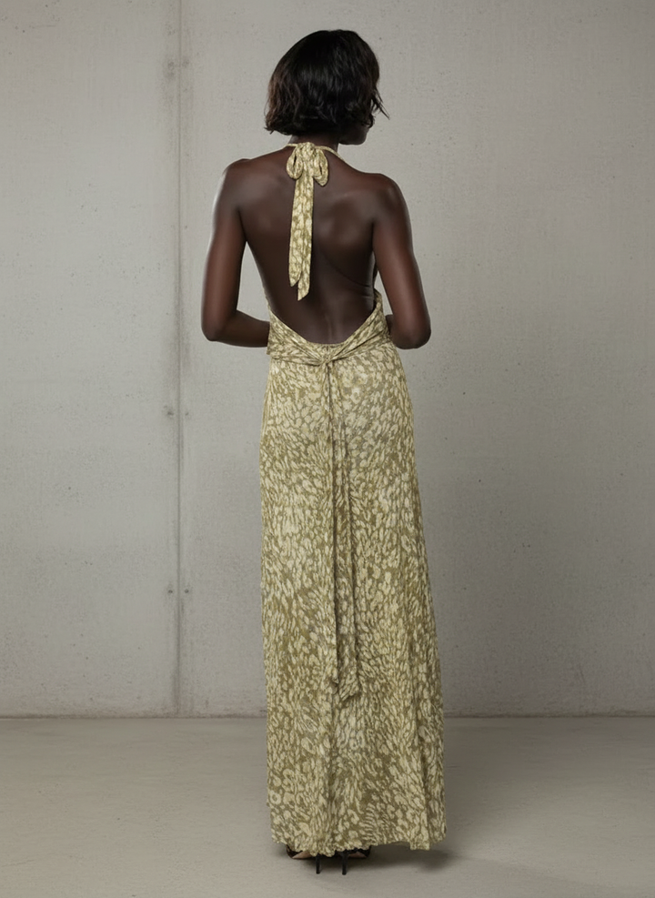 Chelsea · Maxi dress with bow at the back