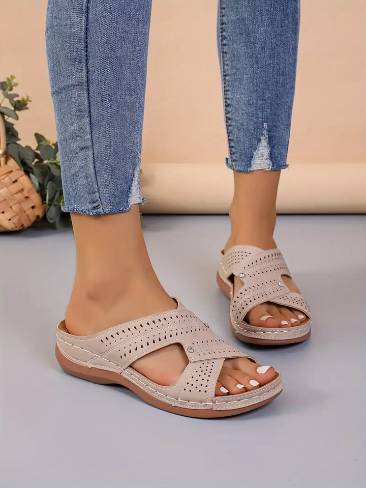 Claudia® - Orthopaedic Sandals | Premium Edition