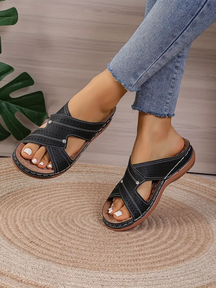 Claudia® - Orthopaedic Sandals | Premium Edition