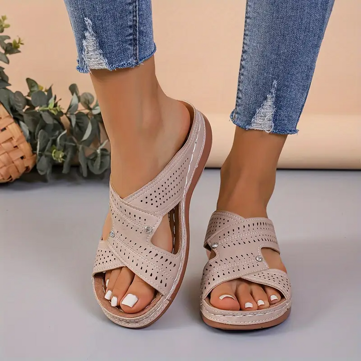 Claudia® - Orthopaedic Sandals | Premium Edition