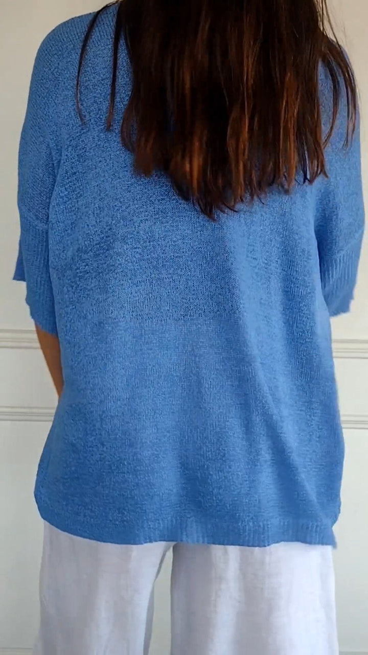 Anna - Knitted top with V-neck