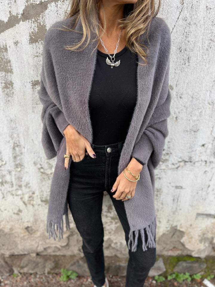Annabella | Winter Cardigan Bailey