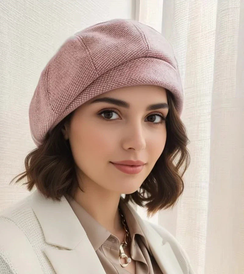 Amelia - The Timeless Elegance of the Parisian Beret